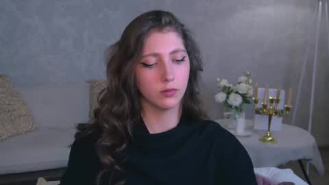 Mary Miller online show from June 3, 2:33 pm