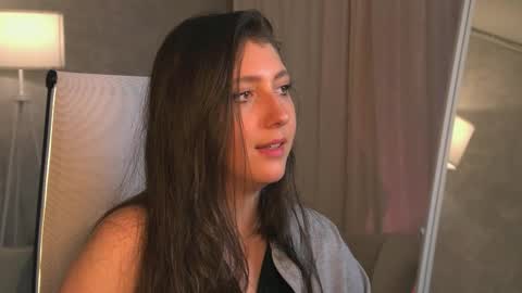 Mary Miller online show from September 21, 11:03 am