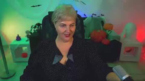 marymogan online show from October 22, 7:33 am