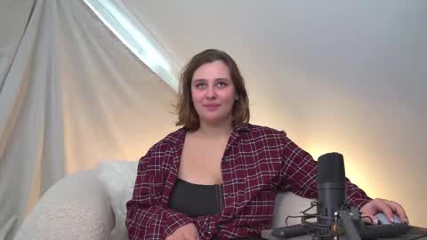 Snapshot of marymurrays chatting on September 18, 7:12 am MaryMurrays online show from September 18, 7:12 am
