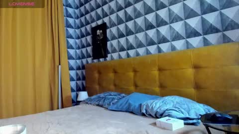 Mary online show from February 27, 1:08 am