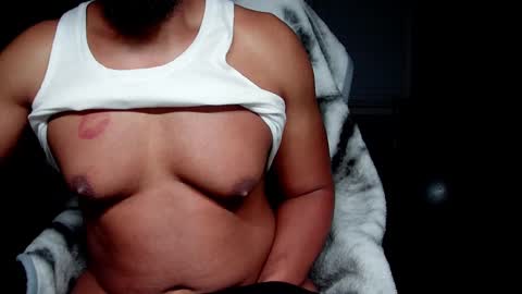 Snapshot of masculine9hard210085 chatting on September 17, 7:12 am masculine9hard210085 online show from September 17, 7:12 am