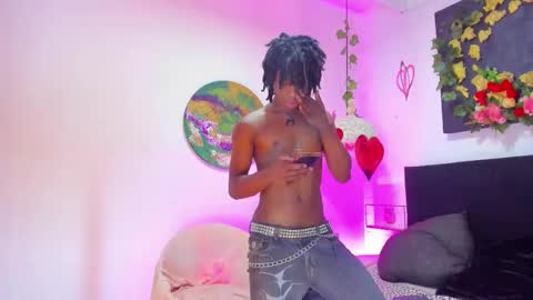 MARSHALL LEE online show from February 26, 8:12 pm