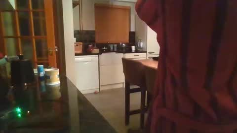 Masked Masturbation Couple online show from February 1, 6:21 am