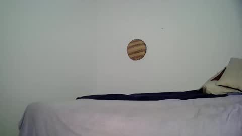 masked_shy_girl online show from October 28, 4:57 am