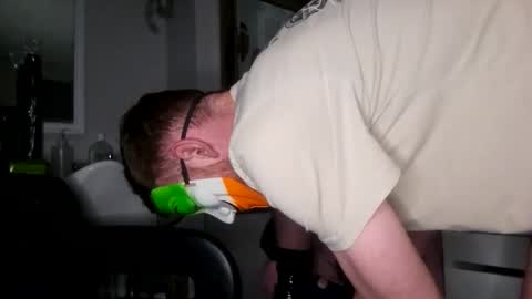 maskedcouple1234 online show from March 23, 3:00 am