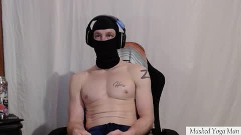 maskedyogaman online show from March 12, 2:15 am