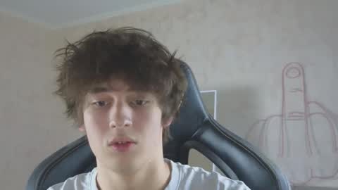 mason_jr online show from October 18, 6:45 pm