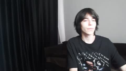 masonsilver_ online show from April 14, 8:17 am