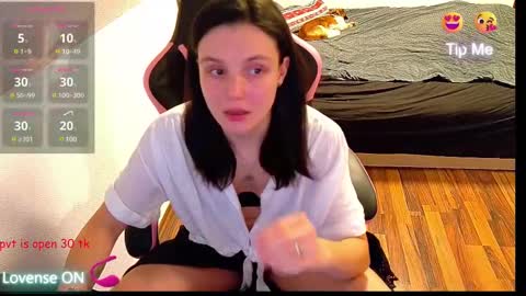 Snapshot of massageofyourlife chatting on February 15, 7:28 pm Queeny Kathy Online at 2030 MEZ Sunday Wednesday online show from February 15, 7:28 pm