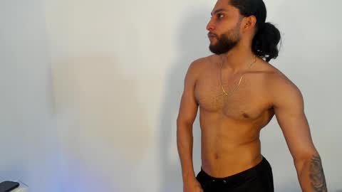 Snapshot of massatgeserotics chatting on January 4, 10:55 pm I Am Odin online show from January 4, 10:55 pm