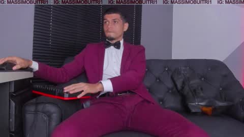 I am Massimo online show from December 15, 12:45 pm