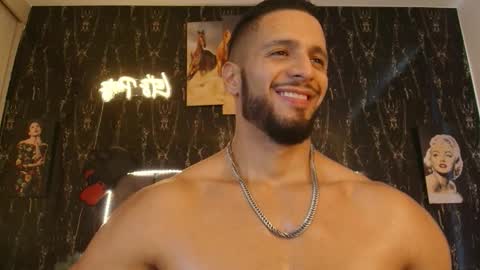 massimo_greco2 online show from November 11, 9:39 pm