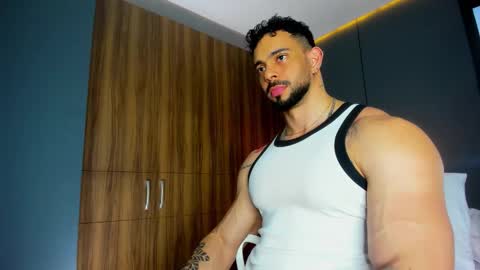 massimo online show from February 25, 10:13 pm