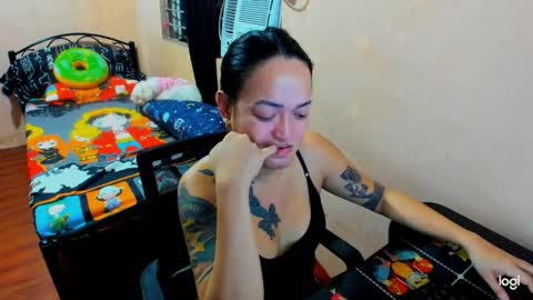 kimmy online show from October 17, 6:45 pm