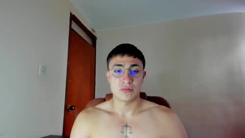 Snapshot of masterfiterotic chatting on February 6, 8:56 pm masterfiterotic online show from February 6, 8:56 pm