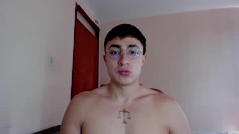 Snapshot of masterfiterotic chatting on March 9, 7:26 pm masterfiterotic online show from March 9, 7:26 pm