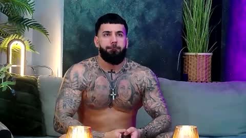 masterkingofmuscle online show from March 3, 8:49 pm