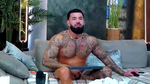 masterkingofmuscle online show from November 13, 9:34 am