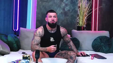 masterkingofmuscle online show from January 15, 7:05 am