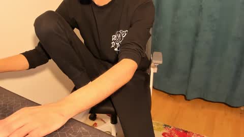 Silly Rabbit  online show from February 17, 10:29 am