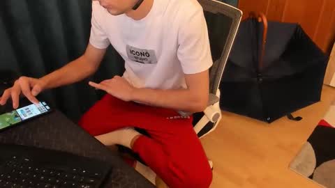 Silly Rabbit  online show from February 4, 6:34 pm