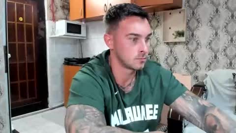 Snapshot of mastermusclejon chatting on September 11, 7:48 pm Jon online show from September 11, 7:48 pm