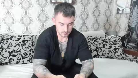 Snapshot of mastermusclejon chatting on January 24, 8:11 pm Jon online show from January 24, 8:11 pm