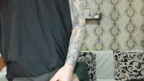 Snapshot of mastermusclejon chatting on February 24, 9:41 pm Jon online show from February 24, 9:41 pm