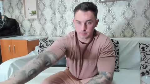 Snapshot of mastermusclejon chatting on March 5, 9:59 pm Jon online show from March 5, 9:59 pm