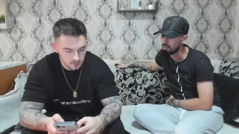 Snapshot of mastermusclejon chatting on January 5, 9:03 pm Jon online show from January 5, 9:03 pm
