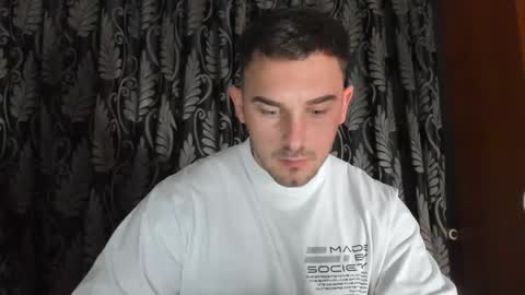 Snapshot of mastermusclejon chatting on January 2, 9:07 pm Jon online show from January 2, 9:07 pm