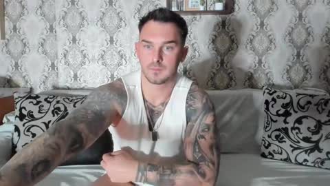Snapshot of mastermusclejon chatting on February 22, 11:35 pm Jon online show from February 22, 11:35 pm