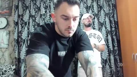 Snapshot of mastermusclejon chatting on January 10, 8:37 pm Jon online show from January 10, 8:37 pm