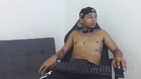 masters_latins online show from July 28, 3:21 pm