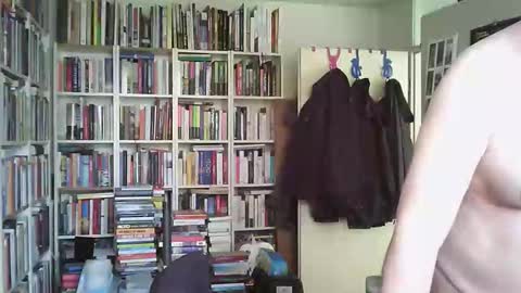 masturbate9500 online show from May 23, 1:51 pm