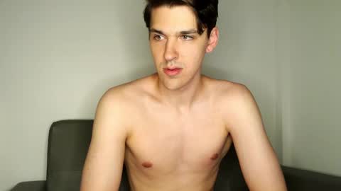 Snapshot of mateo_zeus chatting on January 28, 5:24 pm mateo_zeus online show from January 28, 5:24 pm