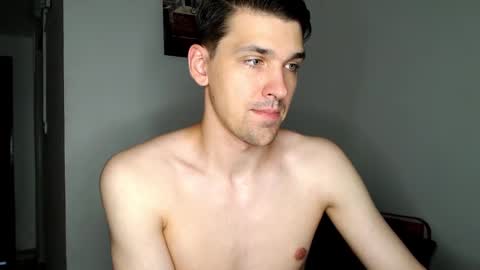 Snapshot of mateo_zeus chatting on March 4, 3:44 am mateo_zeus online show from March 4, 3:44 am