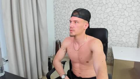 Snapshot of mateobenjamin chatting on February 8, 5:50 pm MateoBenjamin online show from February 8, 5:50 pm