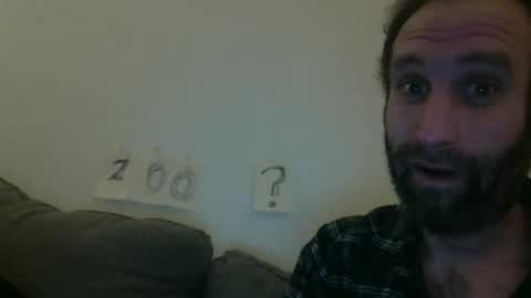 Snapshot of mateussinch chatting on March 8, 6:10 am mateussinch online show from March 8, 6:10 am