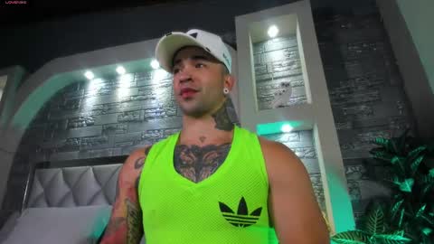 Snapshot of mathew_colt chatting on September 12, 8:44 pm mathew_colt online show from September 12, 8:44 pm