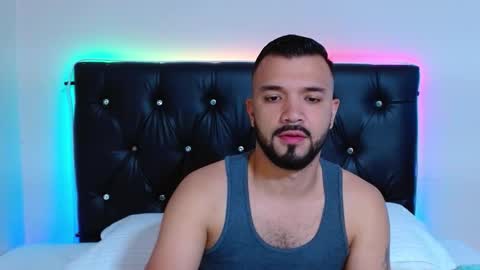 mathewhot3 online show from January 8, 4:51 am