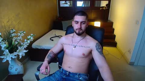 MatiasDean online show from March 7, 12:45 pm