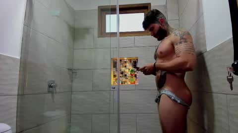 Snapshot of matius_foxtter chatting on October 10, 10:47 pm matius foxter online show from October 10, 10:47 pm