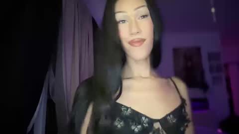 MOLLY MILLS online show from October 15, 2:59 am