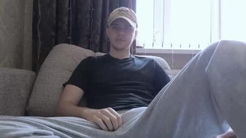 Snapshot of matt_aniston chatting on March 11, 8:52 am Matt online show from March 11, 8:52 am