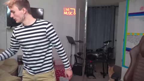 Matt Cash online show from December 8, 2:03 am