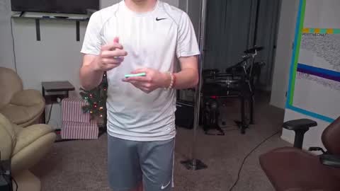 Matt Cash online show from December 5, 2:04 am