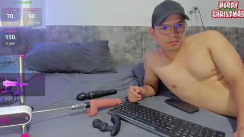 Matt Coom Independent model online show from December 28, 11:09 am