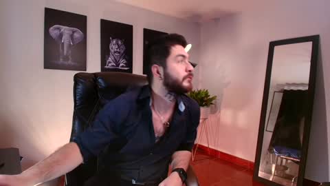 Snapshot of matteo_simpson chatting on February 8, 11:24 pm Matteo simpson online show from February 8, 11:24 pm